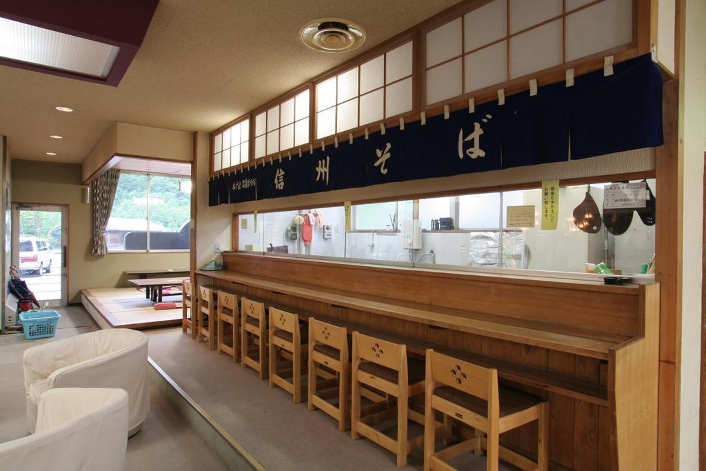 Kidoike Onsen Hotel Яманучи Екстериор снимка