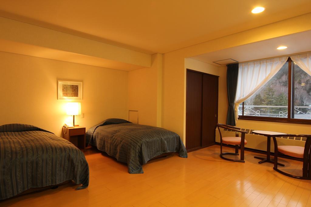 Kidoike Onsen Hotel Яманучи Екстериор снимка