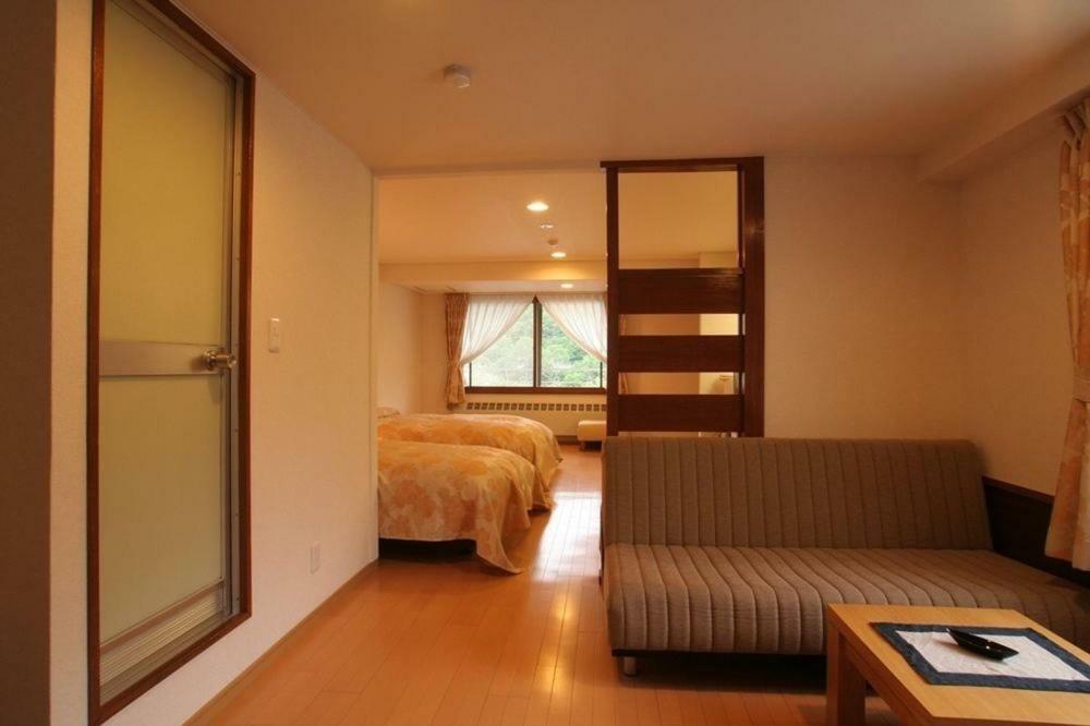 Kidoike Onsen Hotel Яманучи Екстериор снимка